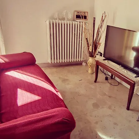 Il Ritrovo Degli Artisti *